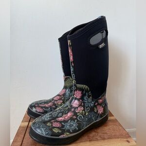 BOGS Women's Blooms Tall Boots Black Floral Size 9 Waterproof Winter Rain Boots